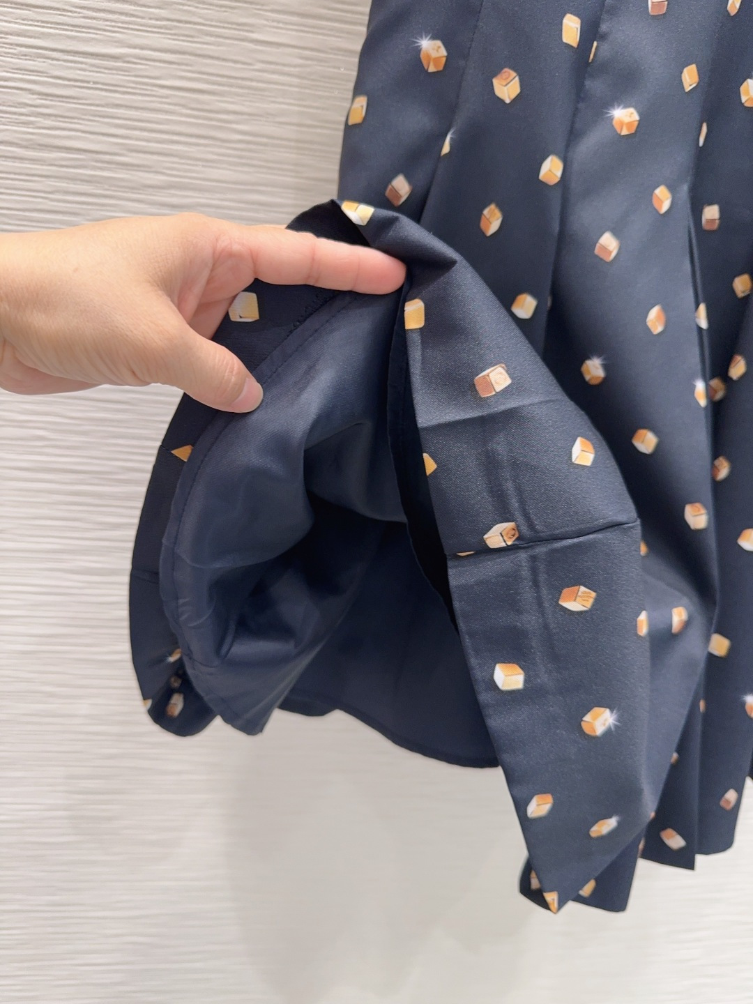 루이비통 2026SS 여성 원피스 132248 Louis Vuitton Dress 썸네일 이미지
