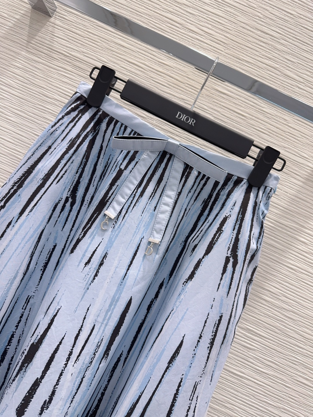 디올 2026SS 여성 스커트 132193 Dior Skirt 썸네일 이미지