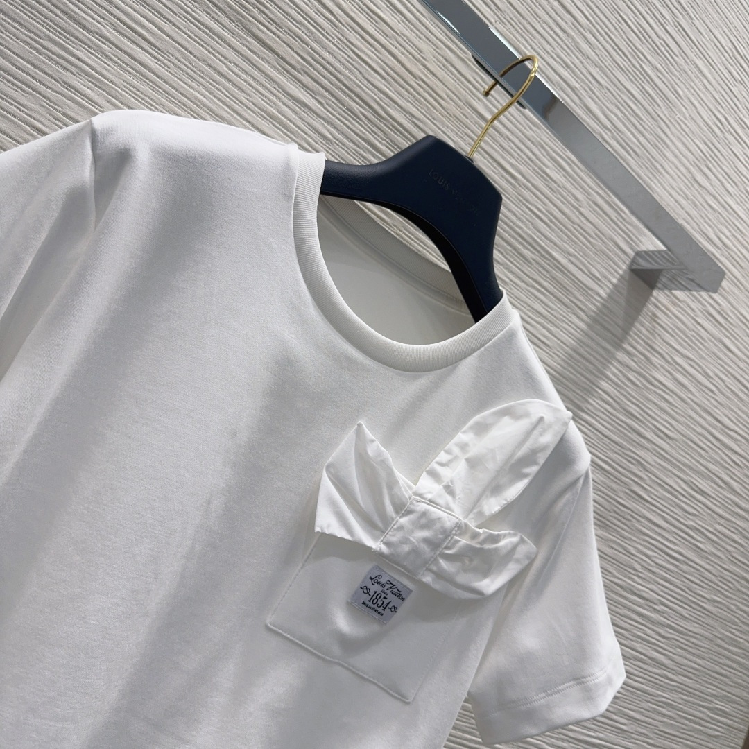 루이비통 여성 반팔 131682 Louis Vuitton T Shirt 썸네일 이미지