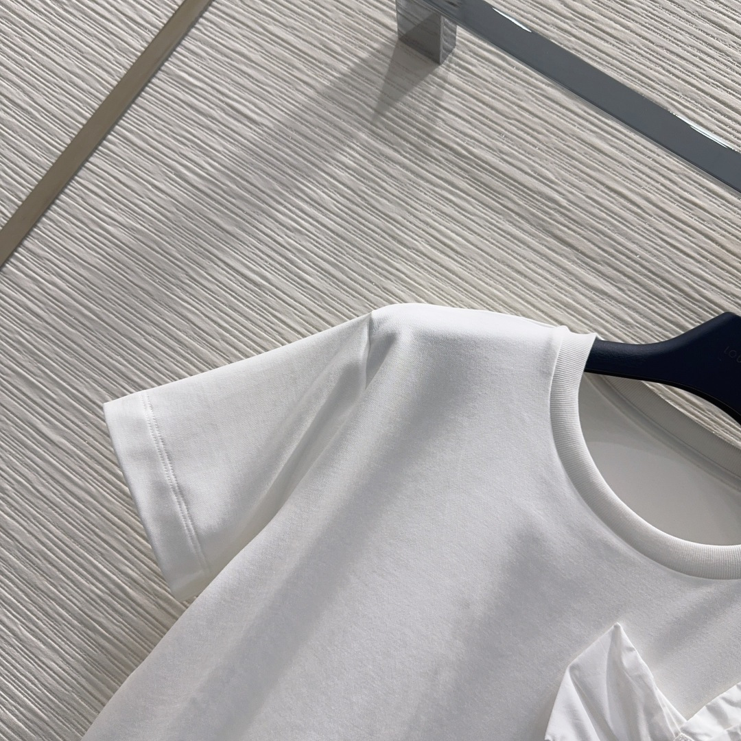 루이비통 여성 반팔 131682 Louis Vuitton T Shirt 썸네일 이미지