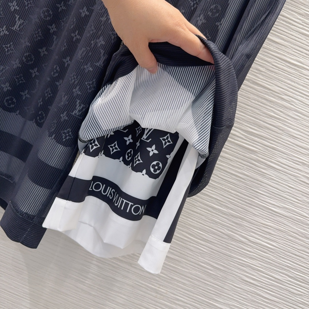 루이비통 2026SS 여성 스커트 131681 Louis Vuitton Skirt 썸네일 이미지