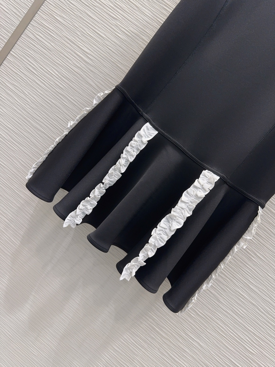 루이비통 2026SS 여성 원피스 131683 Louis Vuitton Dress 썸네일 이미지
