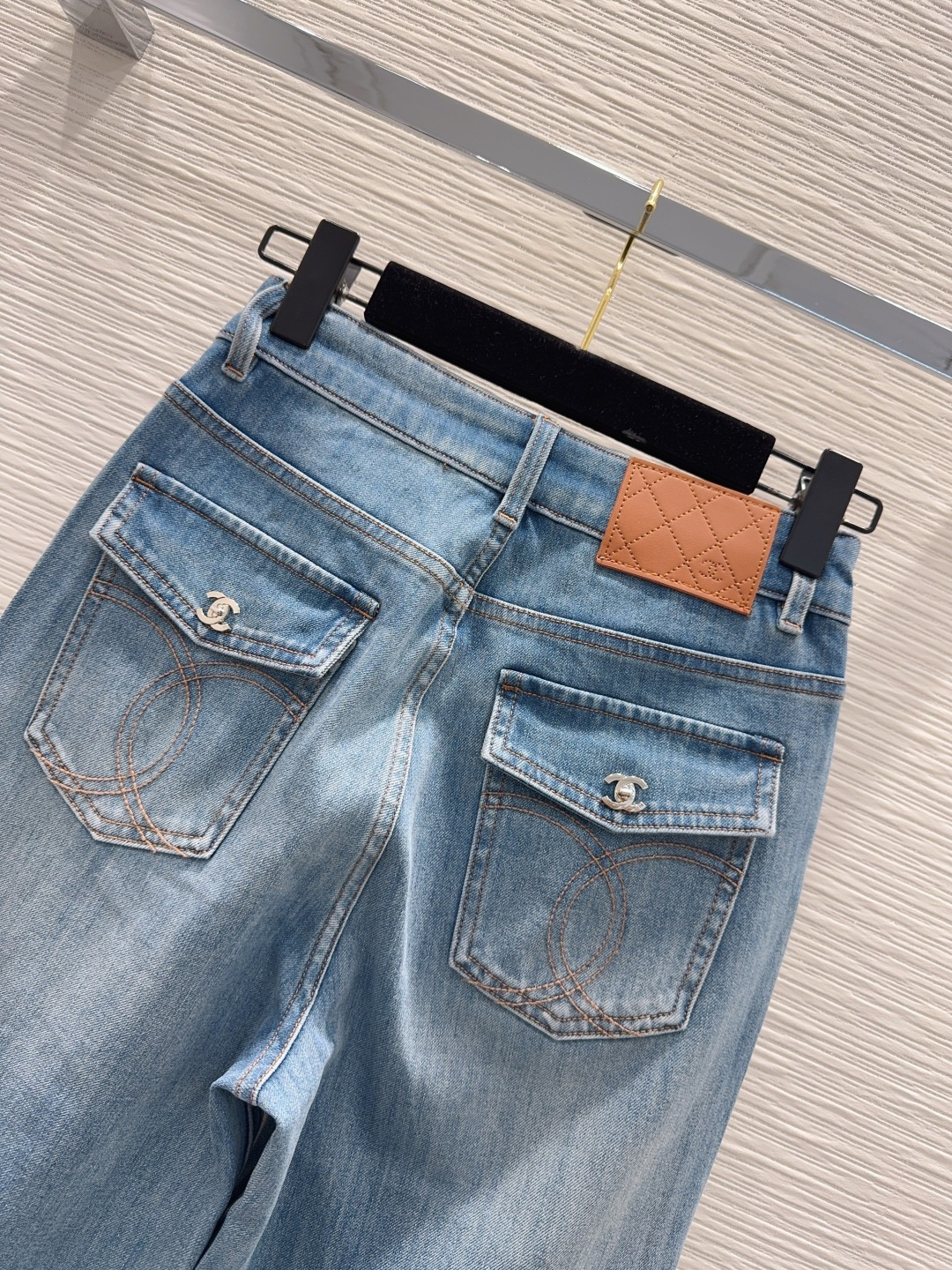샤넬 2026SS 여성 바지 131583 Chanel Pants 썸네일 이미지