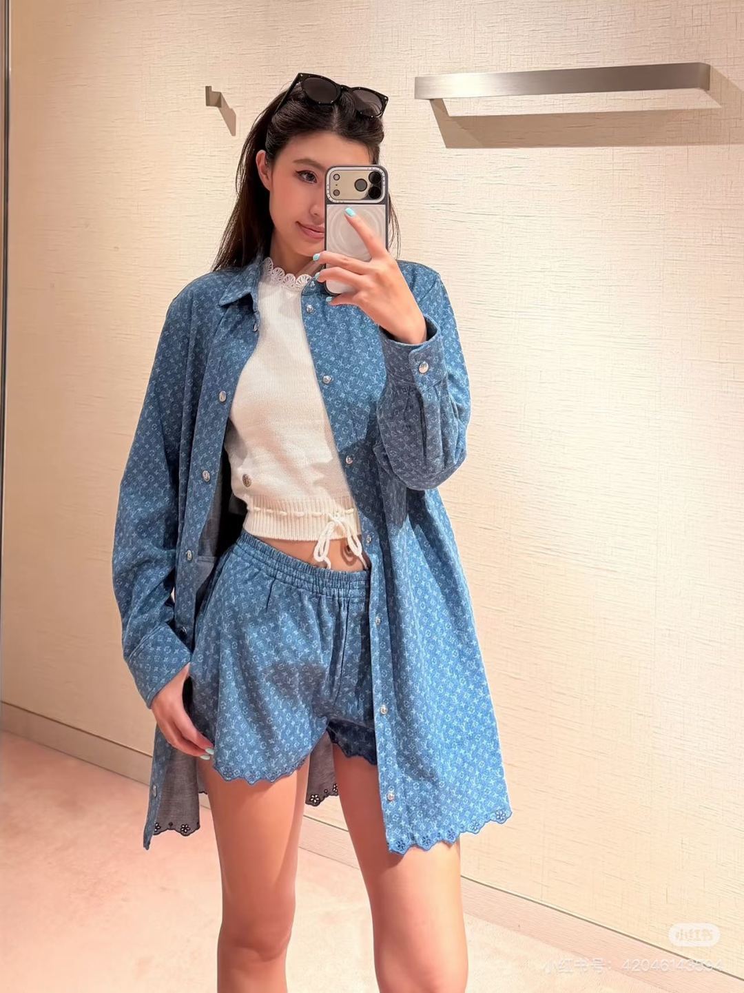 NO:925065,Counter pictures,,19860909专柜图,,,Women's clothing