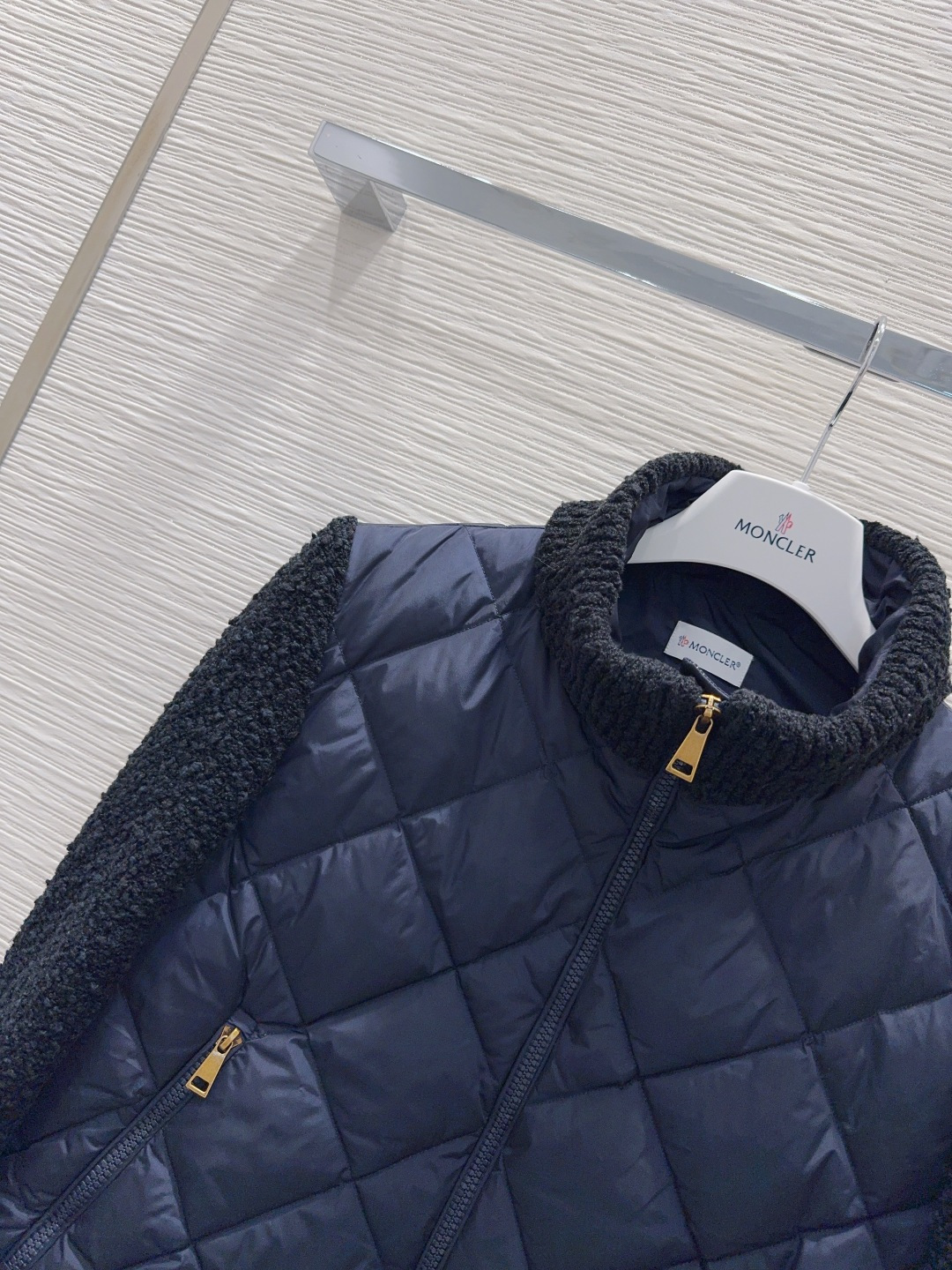 Жилет Moncler
