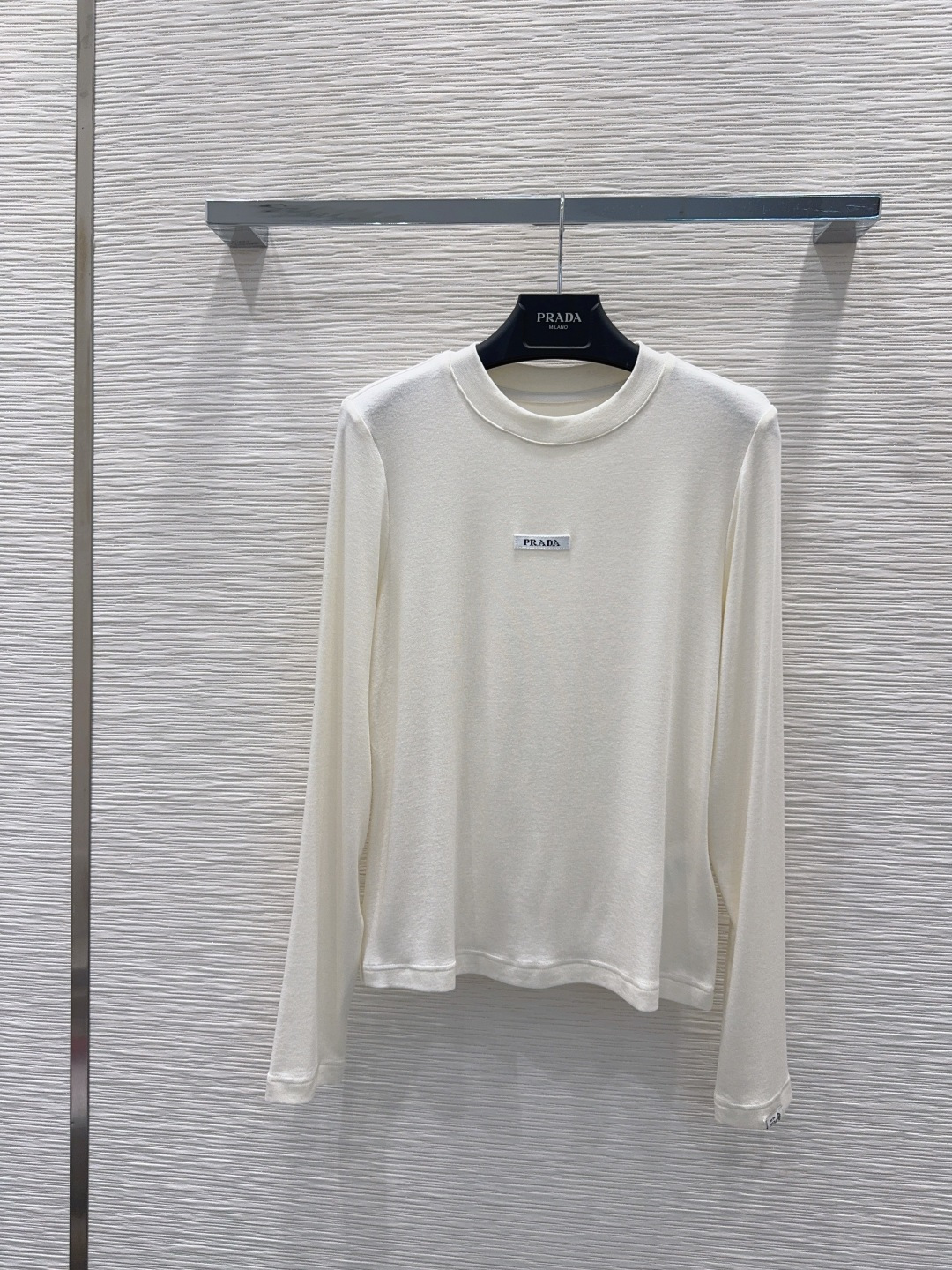 Футболки Prada