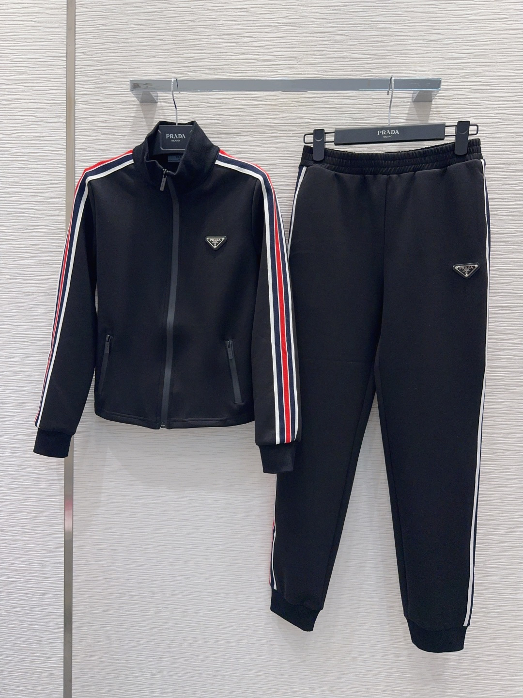 Спортивный костюм Prada