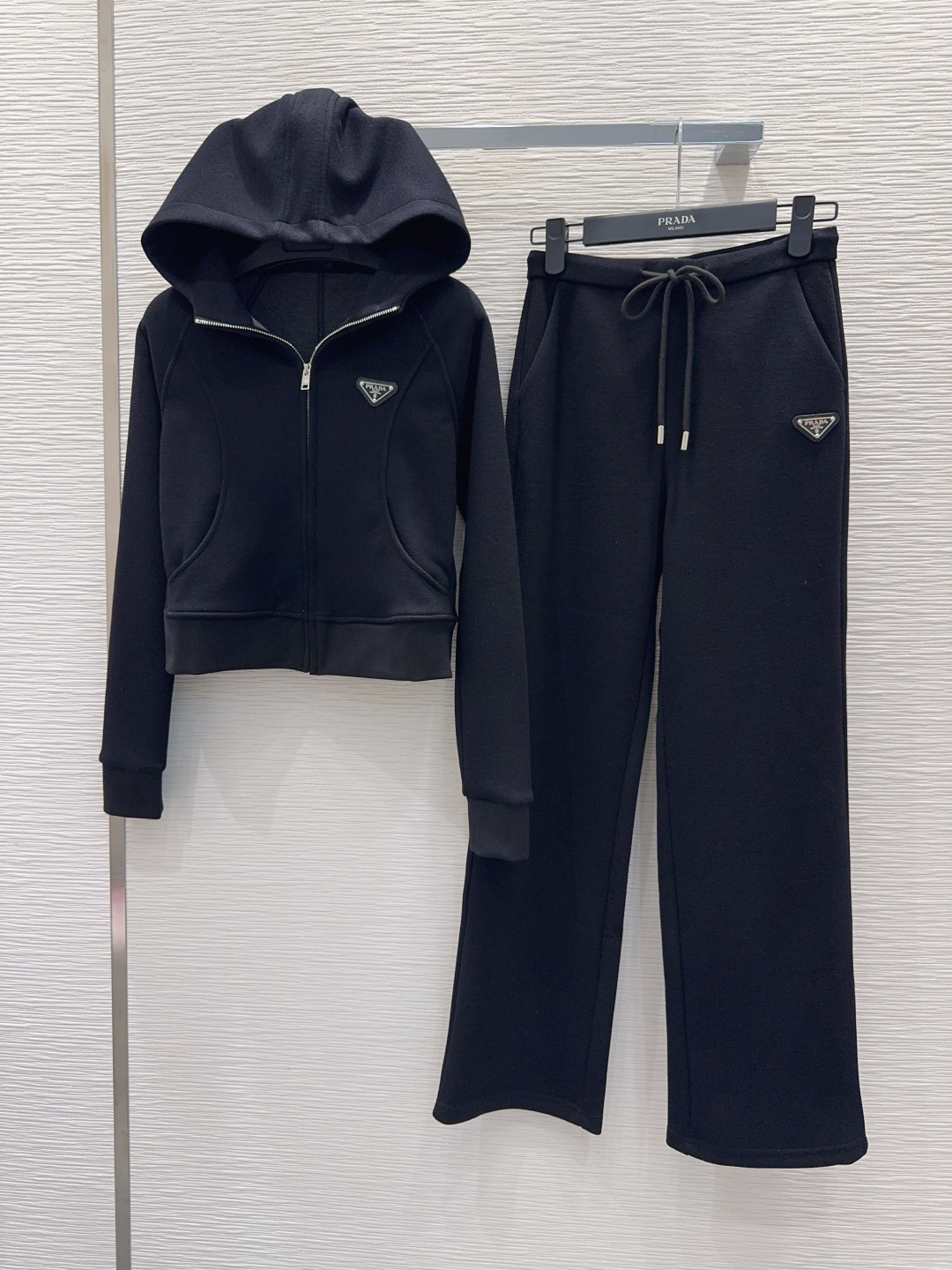 Спортивный костюм Prada