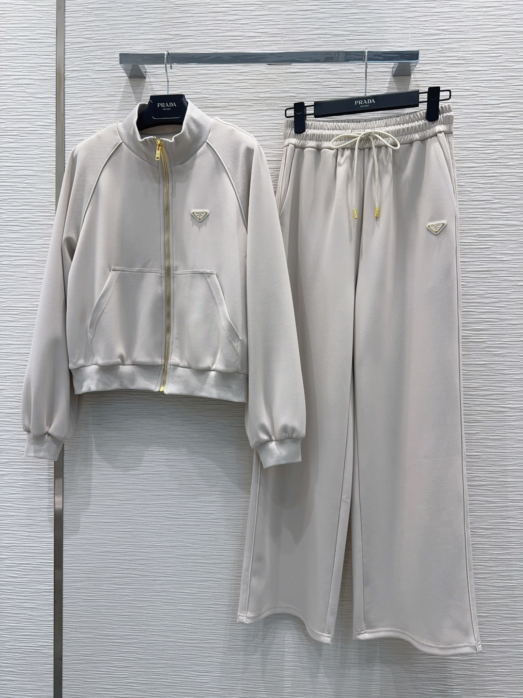 Спортивный костюм Prada