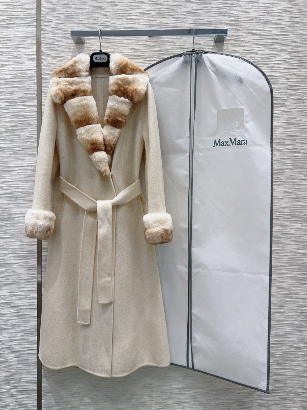Пальто Max Mara