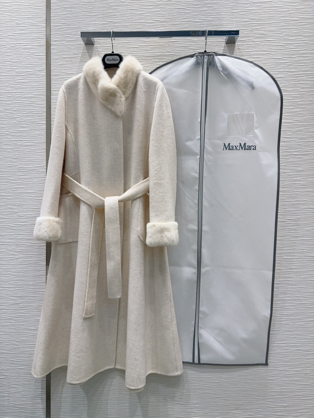 Пальто Max Mara