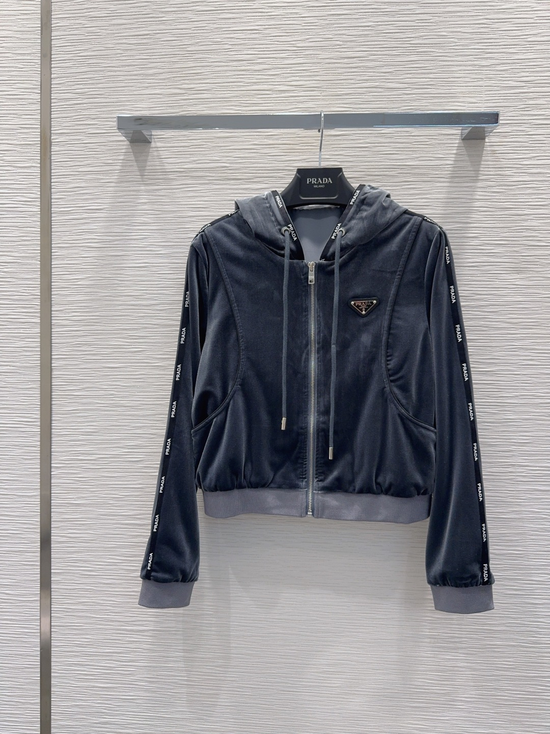 Спортивный костюм Prada