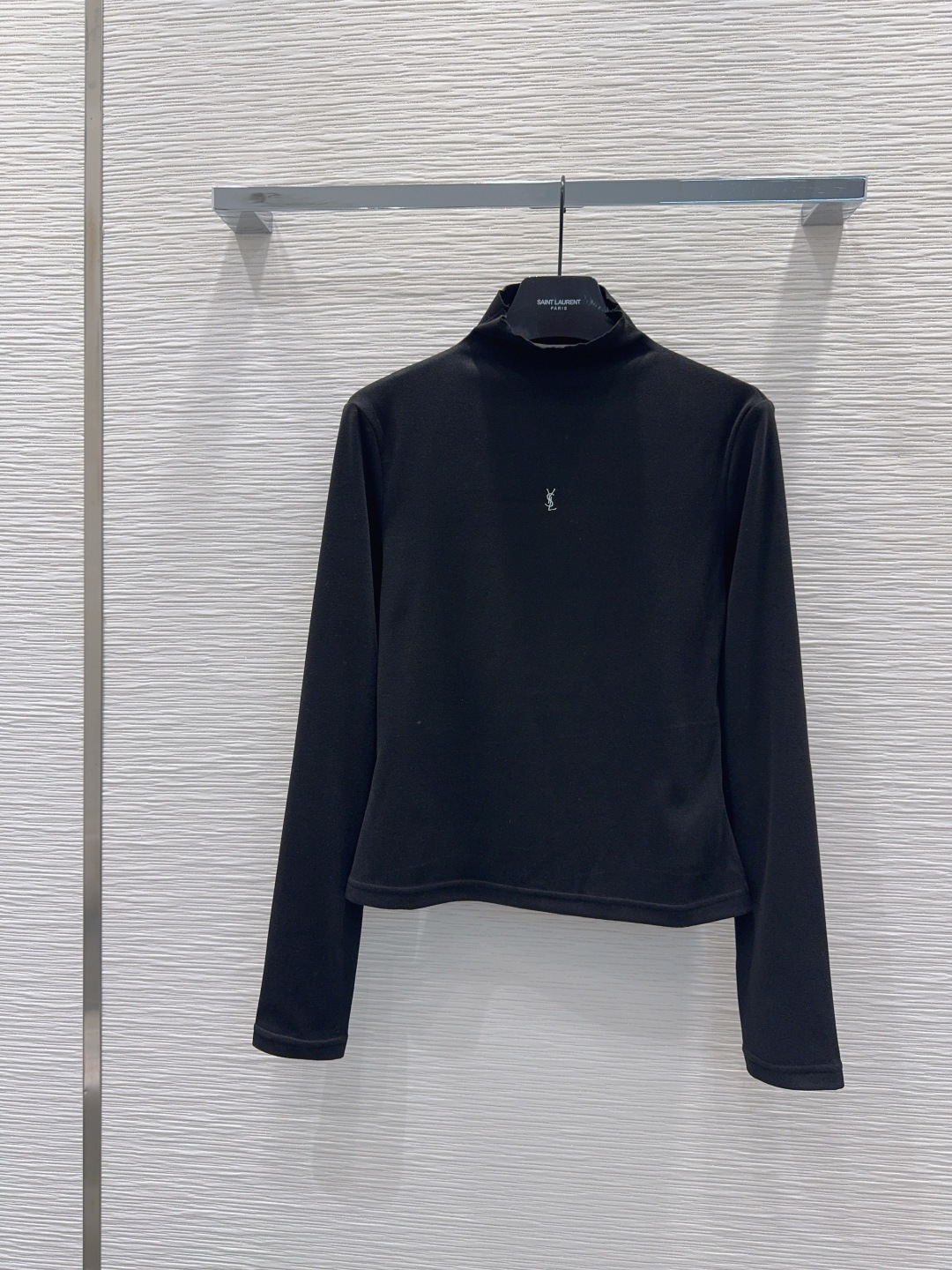 Топ Saint Laurent