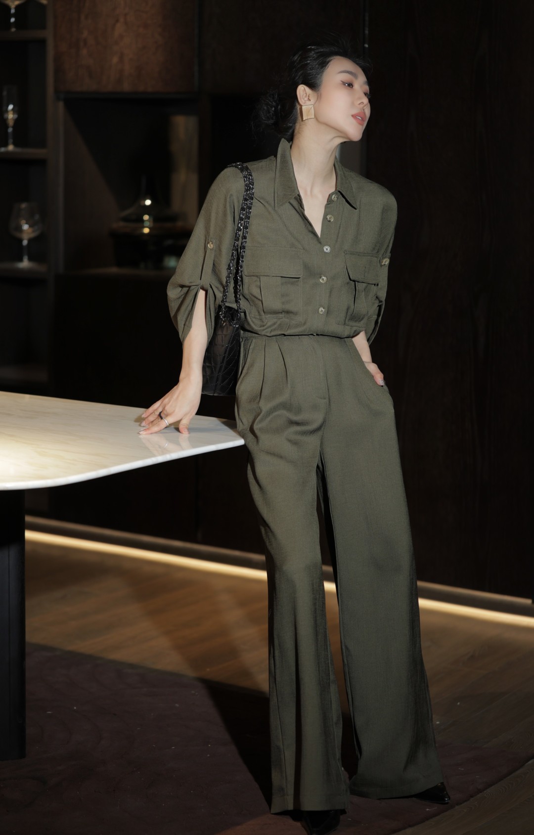 “High-End Women’s Suit Package: Premium Quality and Style for the Modern Woman” - 图片 6