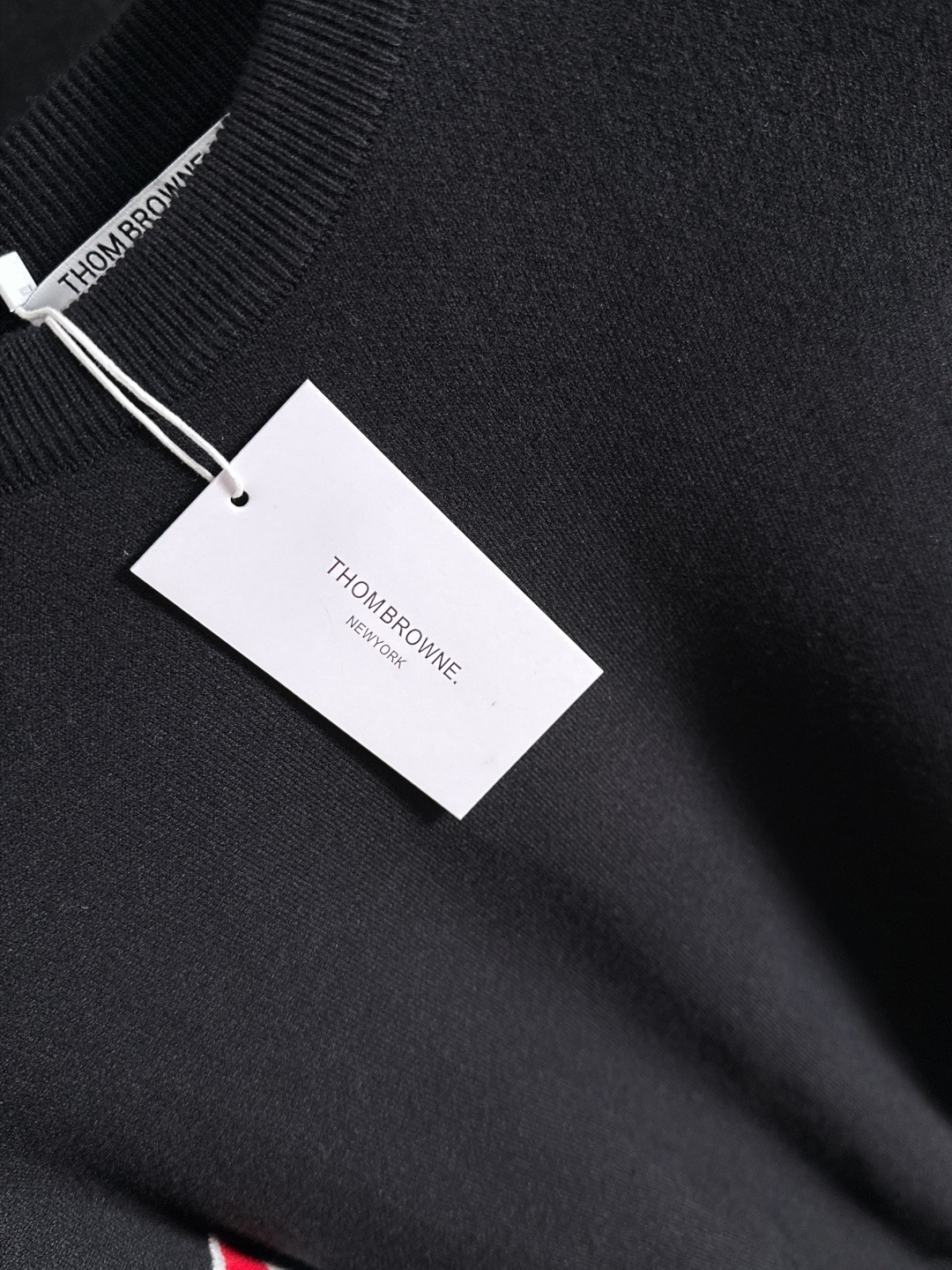 ‌‌Thom Browne 2025秋冬新款羊毛毛衣 高品质意大利进口羊毛混纺面料，高密度针织，时尚百搭