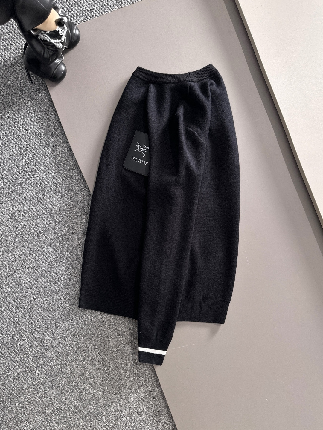 ARC'TERYX 2025秋冬新款羊毛毛衣 高品质意大利进口羊毛混纺面料，高密度针织，时尚百搭毛衣，帅