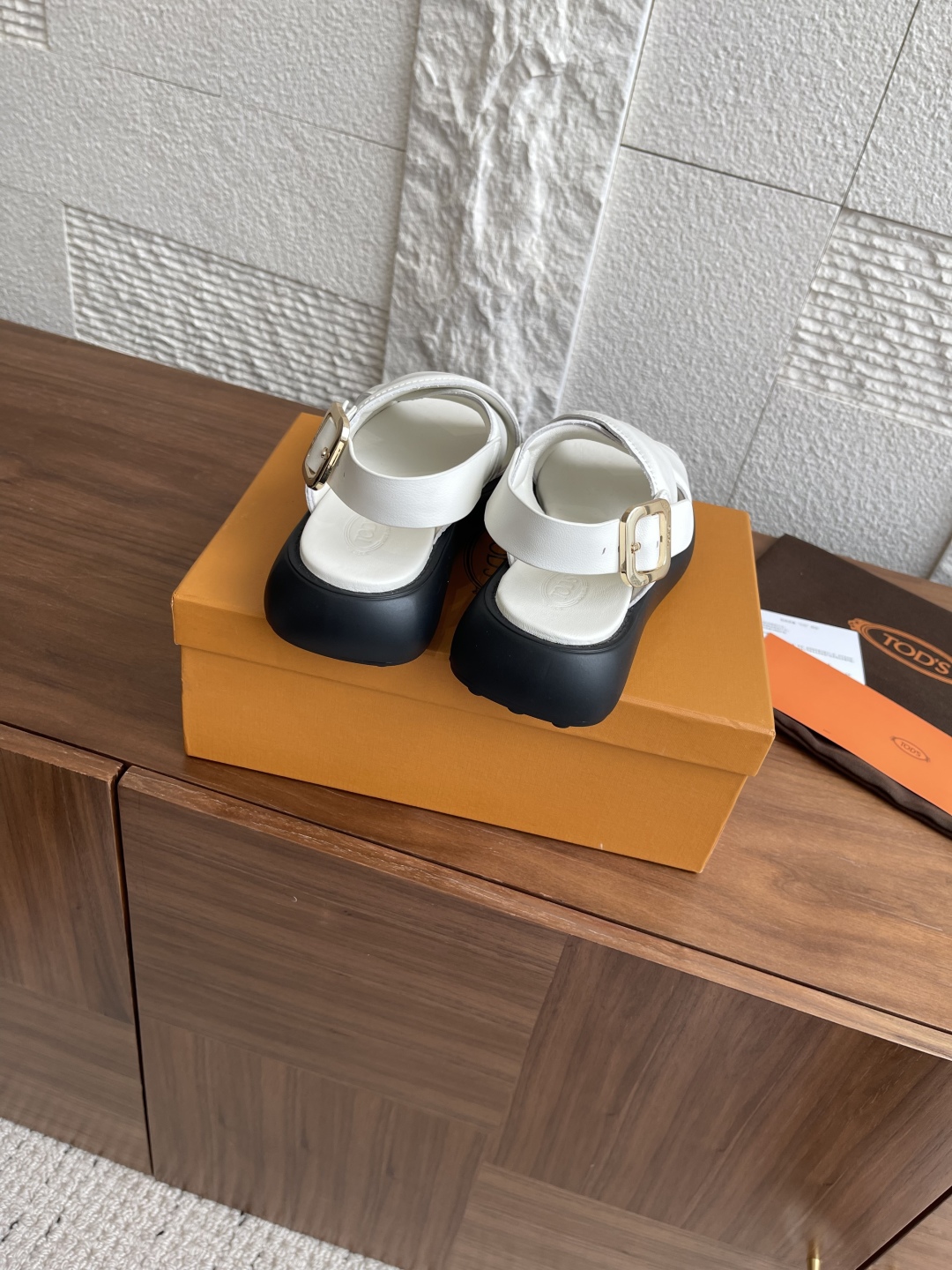 TOD’S Tords 25ss Summer Sandals: Soft Cow Skin, Gadget Designs, Comfortable Feet - 图片 8