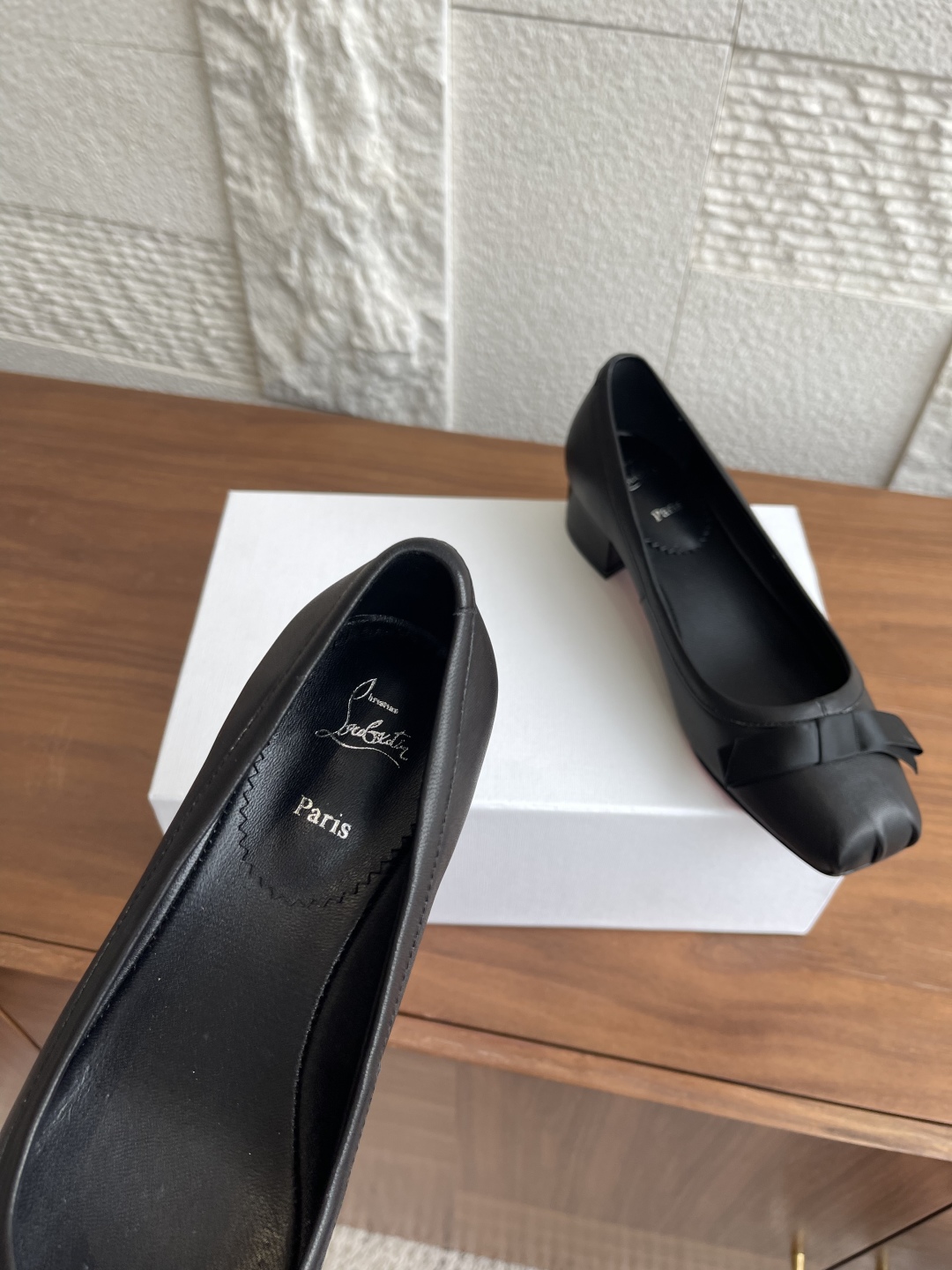 New Christian Louboutin Mamadrague Women’s Shoes with Red Soles and Butterfly Details - 图片 6