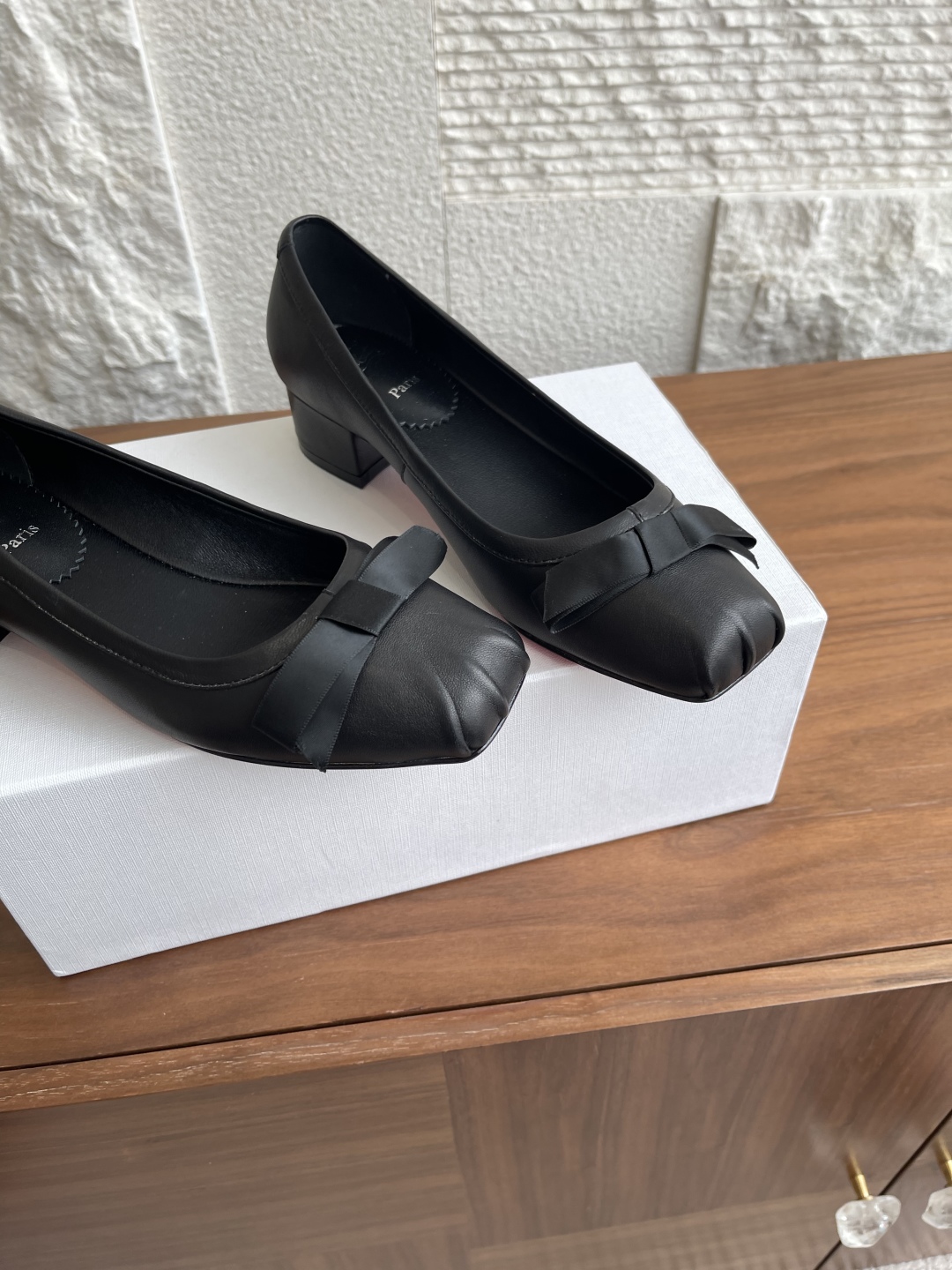 New Christian Louboutin Mamadrague Women’s Shoes with Red Soles and Butterfly Details - 图片 9