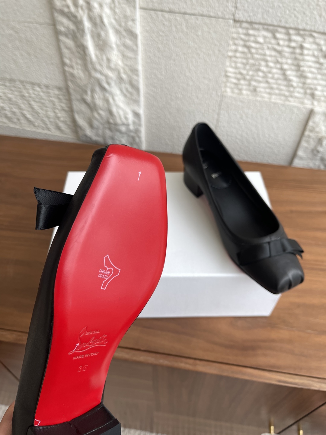 New Christian Louboutin Mamadrague Women’s Shoes with Red Soles and Butterfly Details - 图片 7