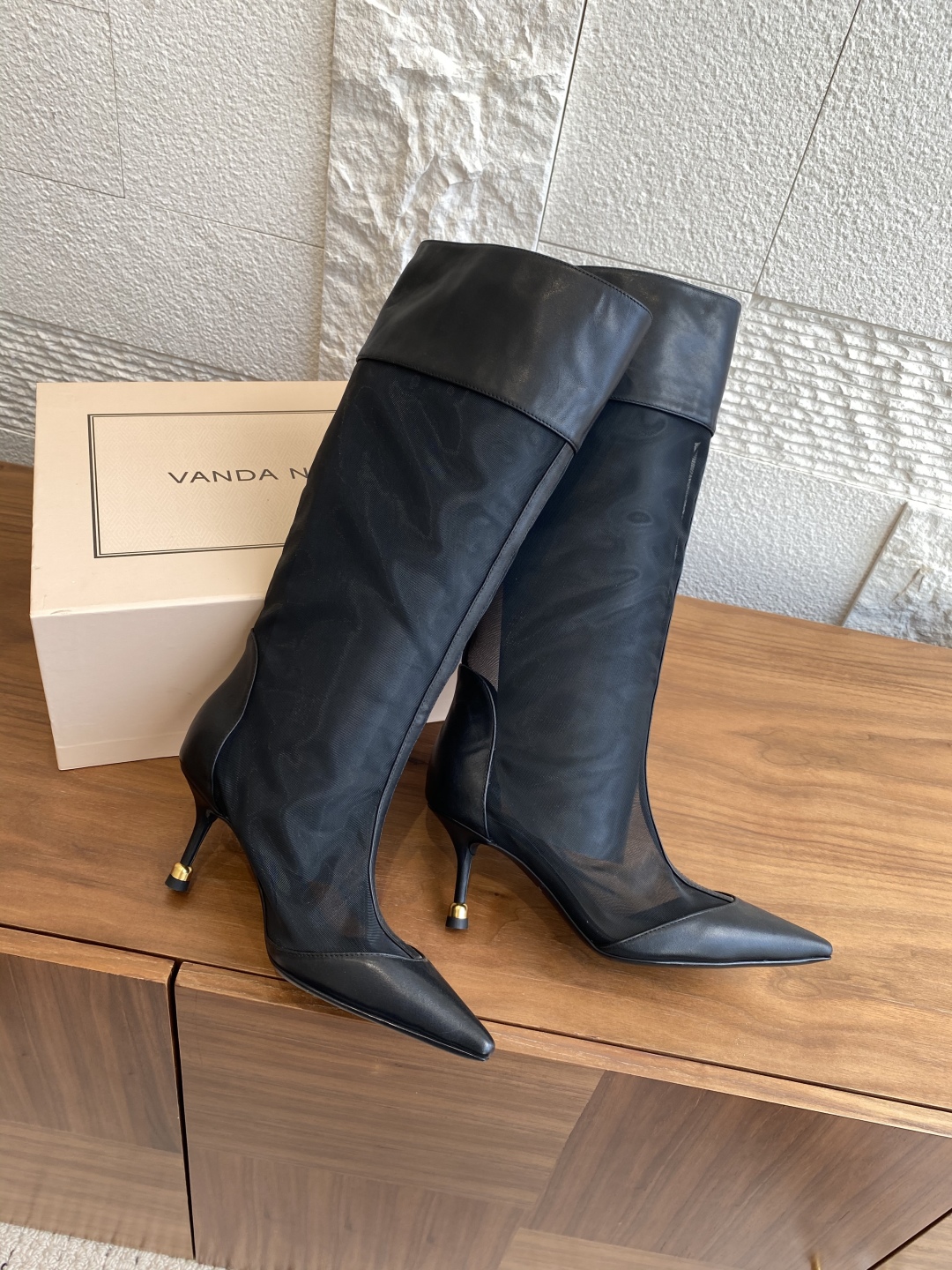 Fashion Review: VANDA NOVAK’s Unique High-Heeled Boots with Embroidery and Italian Quality