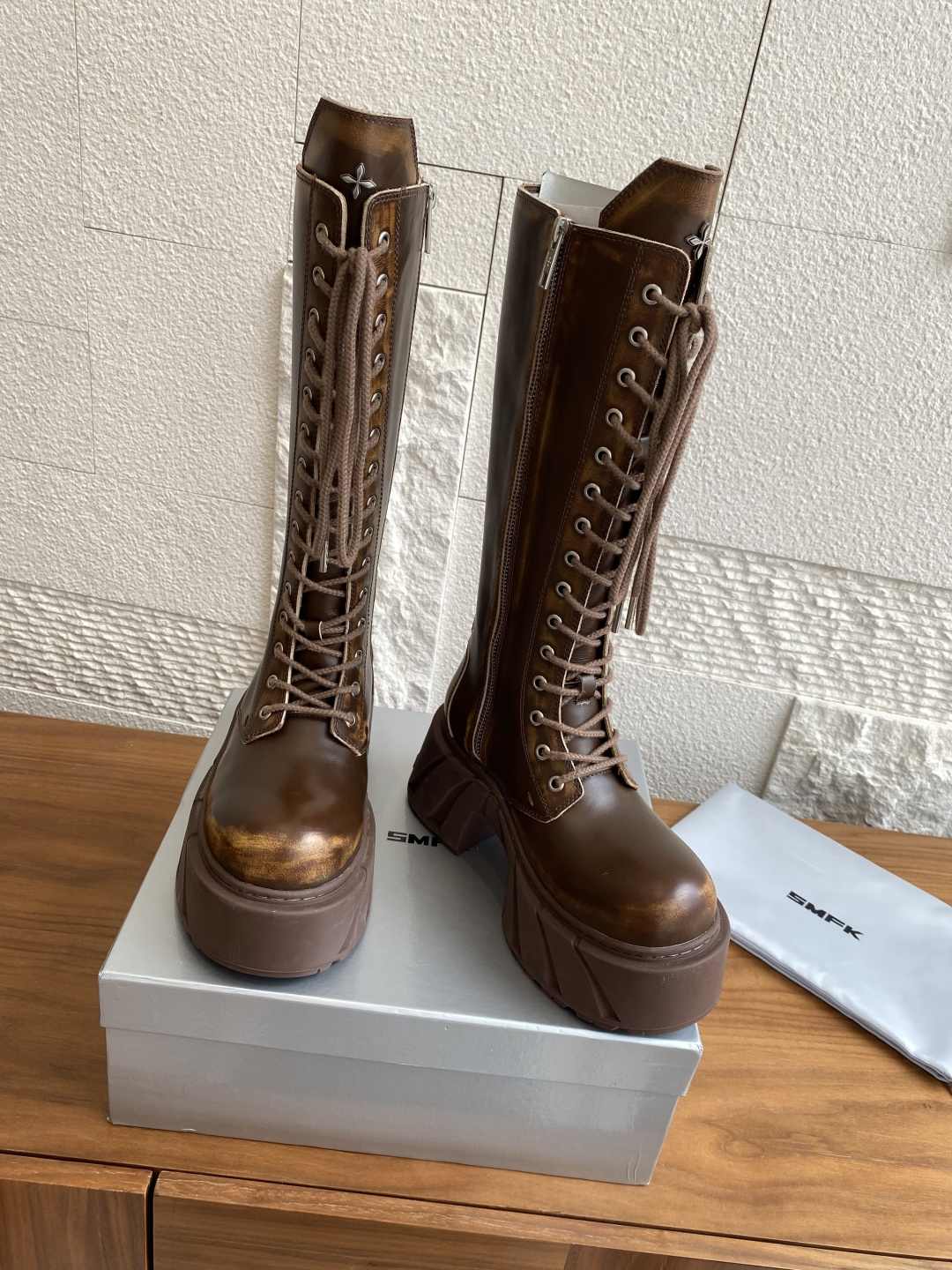 SMFK Mirage Machine Boots: Luxury Leather Shoes Inspired by GT-Runner Vehicles - 图片 5