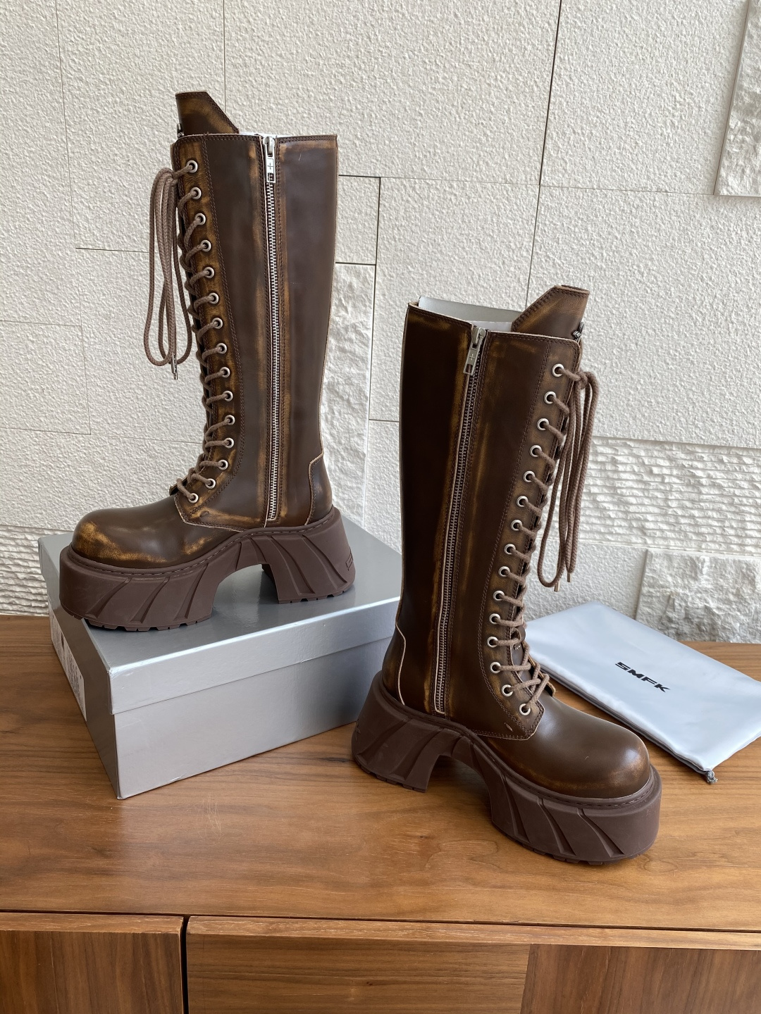 SMFK Mirage Machine Boots: Luxury Leather Shoes Inspired by GT-Runner Vehicles