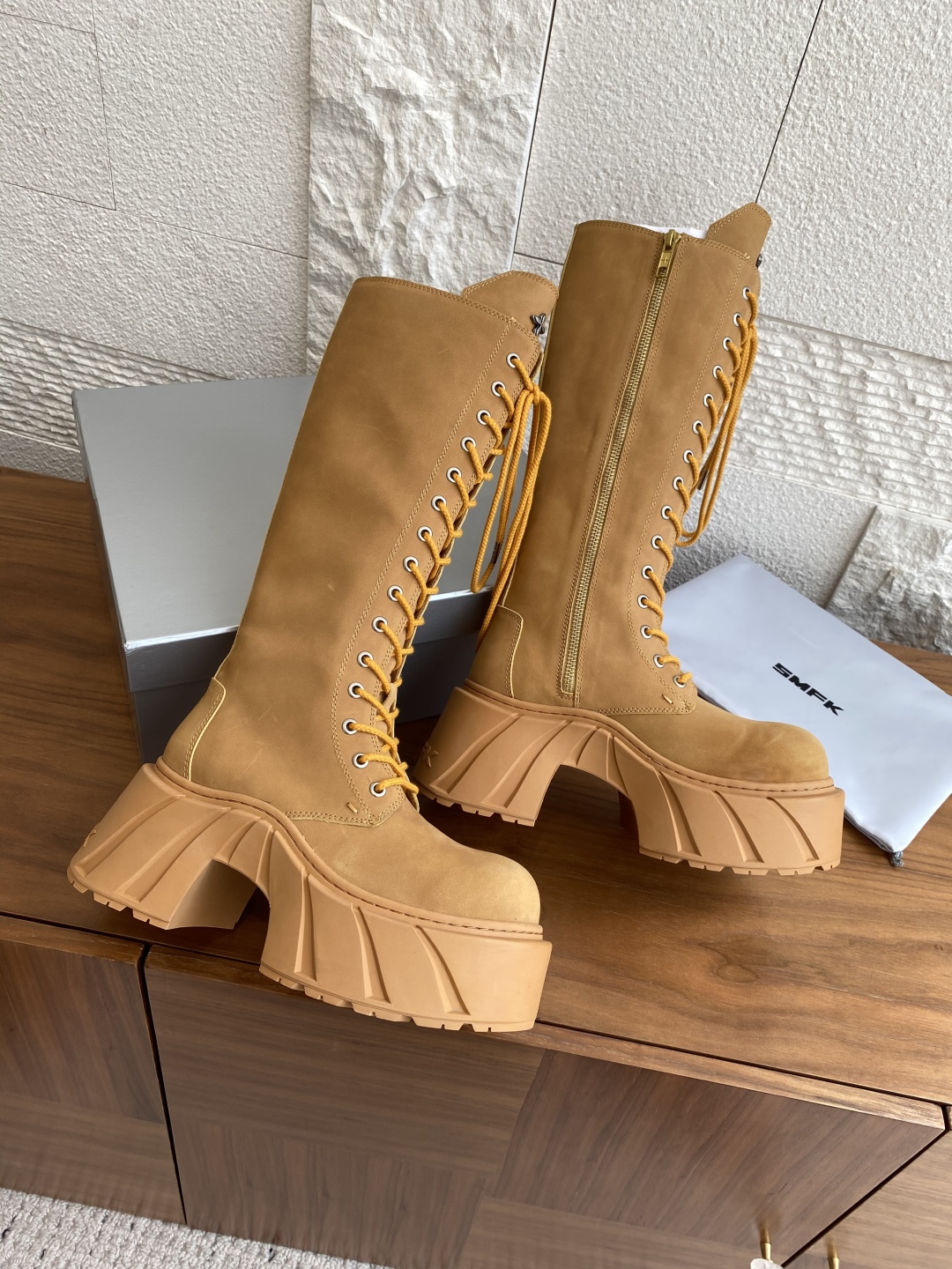 SMFK Mirage Machine Boots: Luxury Leather Shoe Collection Inspired by GT Cars - 图片 4