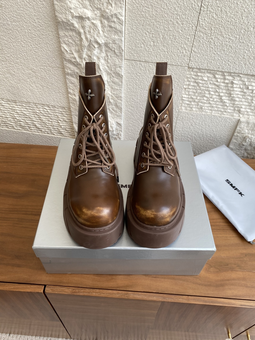 SMFK Mirage Machine Boots: Luxury Leather Shoes Inspired by GT Cars - 图片 2