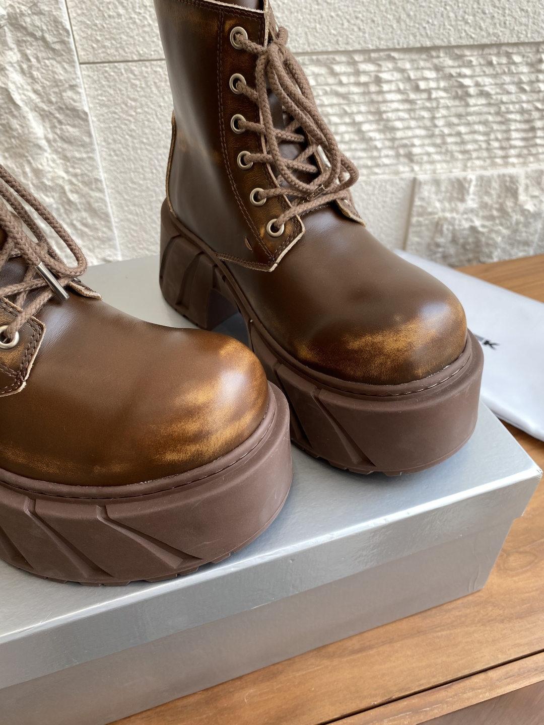 SMFK Mirage Machine Boots: Luxury Leather Shoes Inspired by GT Cars - 图片 9