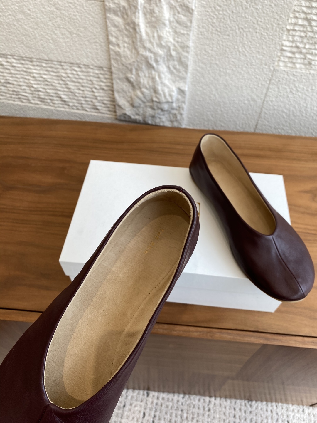 Luxurious Sheepskin Ballerina Flats by The Row – Top Version for $600 - 图片 6
