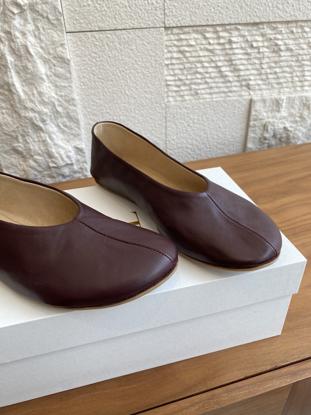 Luxurious Sheepskin Ballerina Flats by The Row – Top Version for $600 - 图片 9