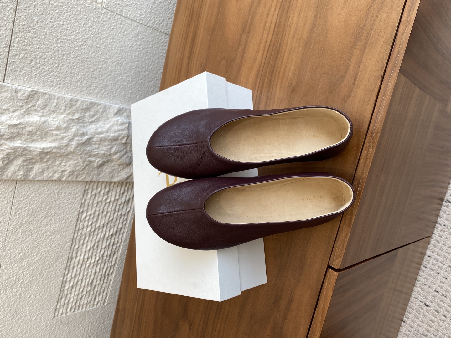 Luxurious Sheepskin Ballerina Flats by The Row – Top Version for $600 - 图片 2