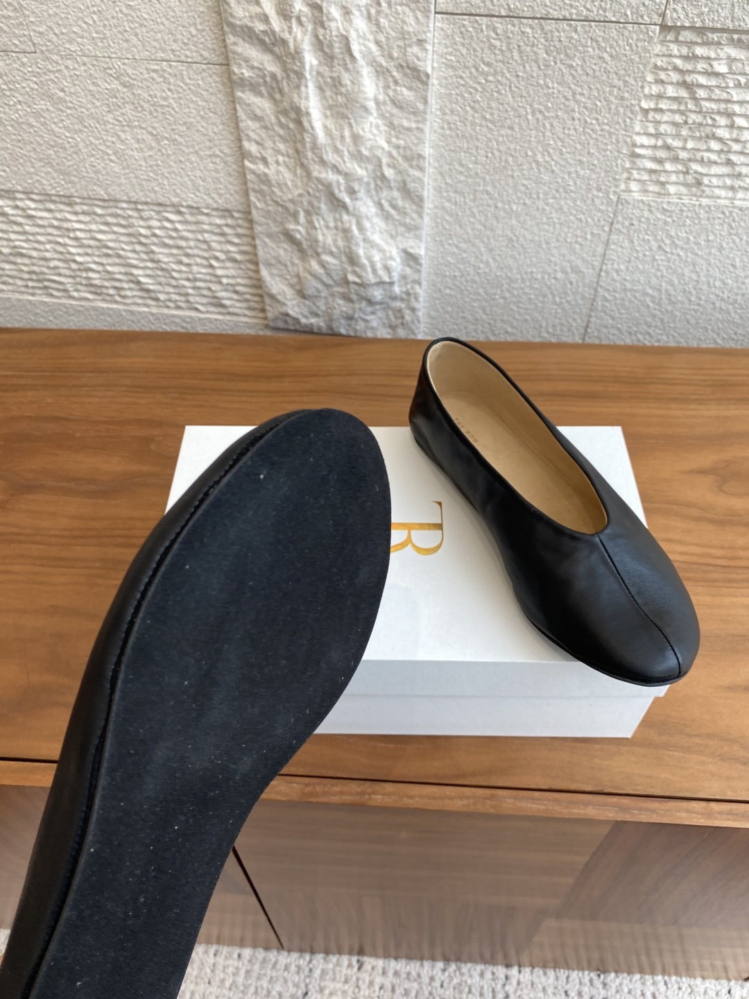 Luxurious Sheepskin Ballerina Flats by The Row, Size 35-40 - 图片 7