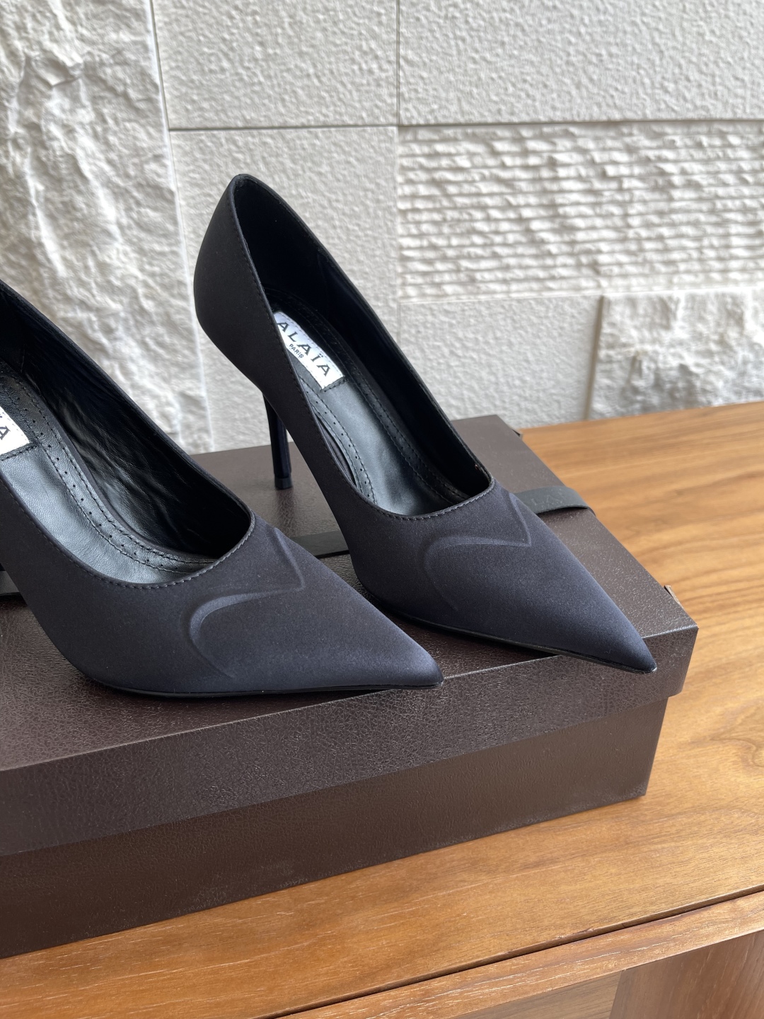 Alaia 25ss High Heel Single Shoes: Stylish, High-Quality, Imported Silk, Italian Design – Sizes 35-42 - 图片 8