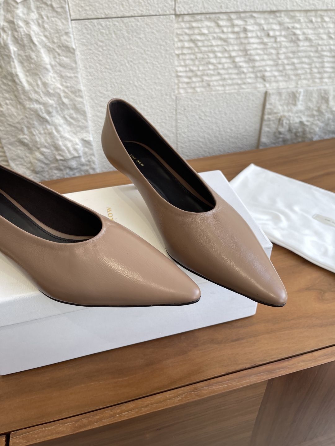 “The Row 25SS Collection: Timeless Elegance in Autumn and Winter Fashion | Impeccable Style and Quality” - 图片 9