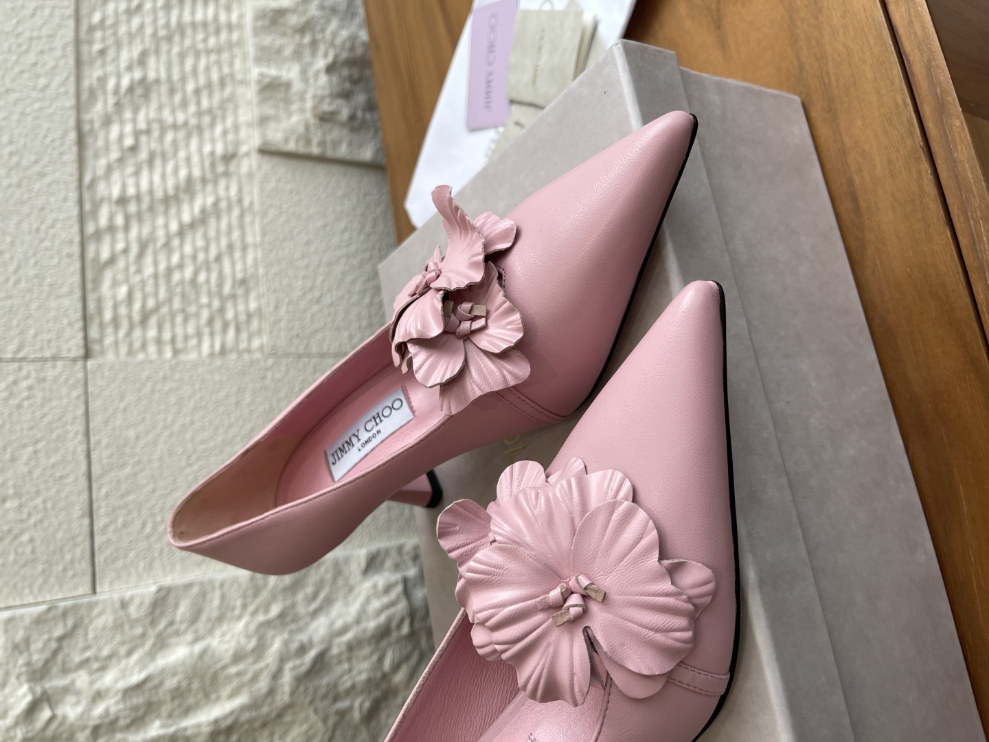 “Jimmy Choo Amita/FLOWERS 45 Series High Heels in Real Skin: Spring & Summer New Collection” - 图片 9