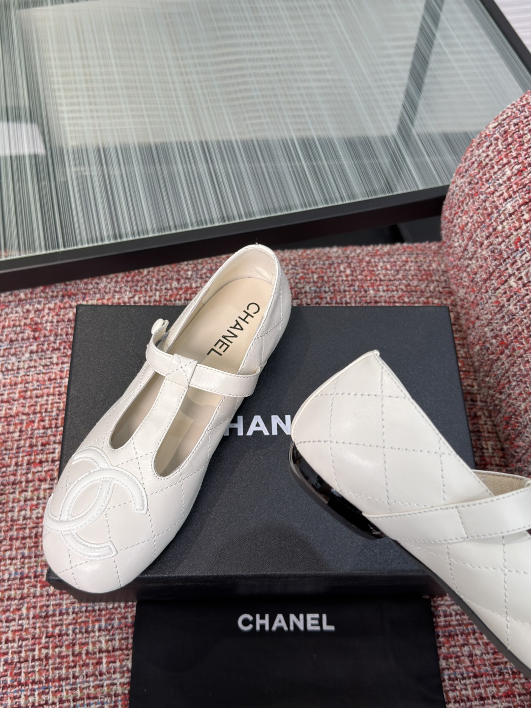 CHANEL women's shoes Top version: — photo 9