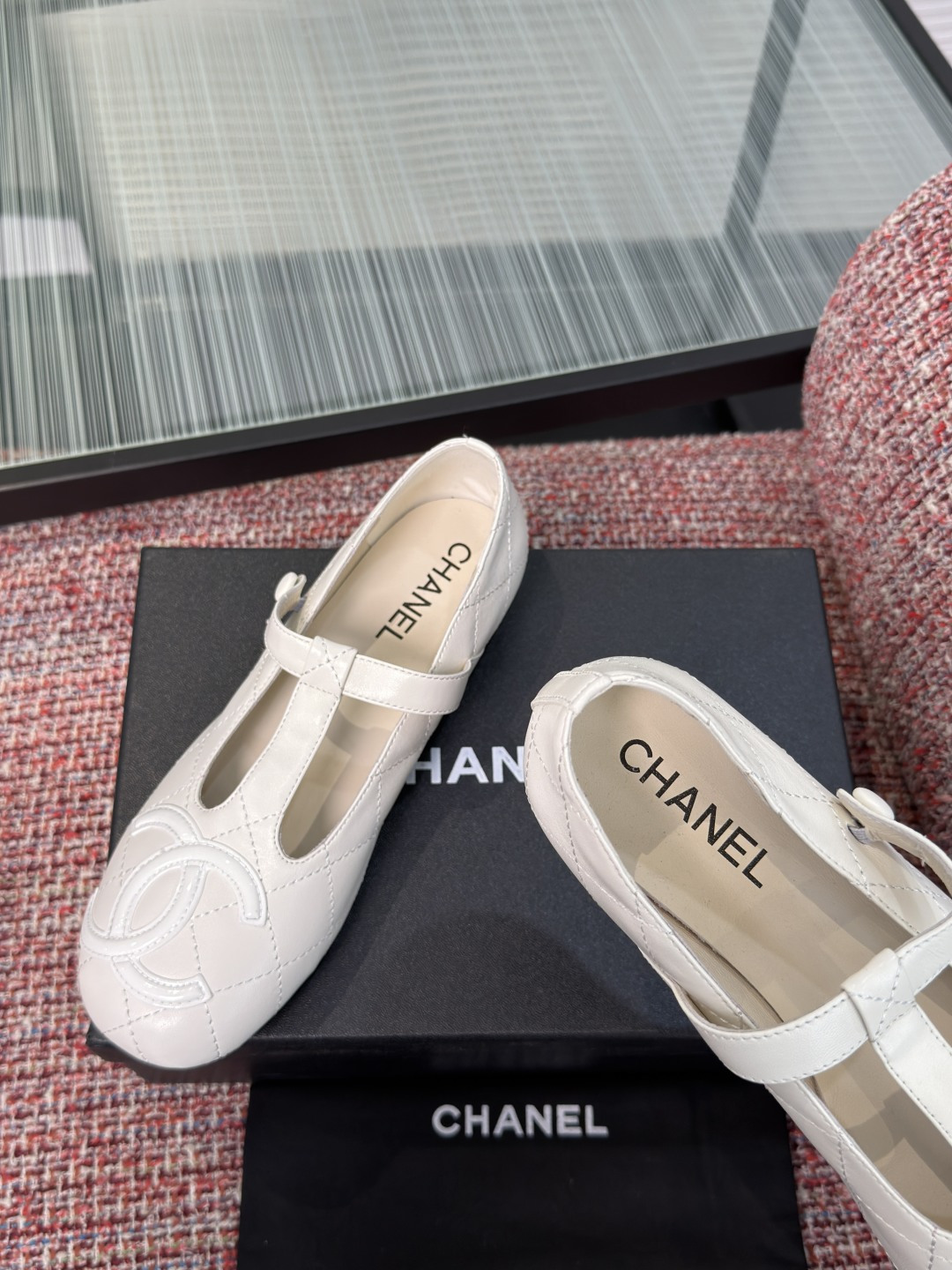 CHANEL women's shoes Top version: — photo 6
