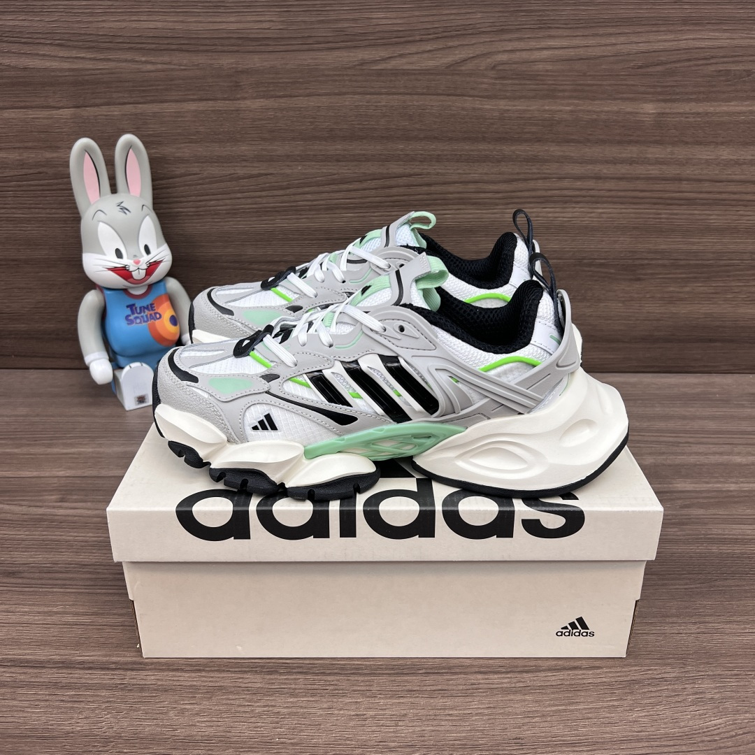 NO:407245,Top version adidas XLG RUNNER DELUXE Comfortable and versatile running shoes, same style for men and women, gray and green. Packaging: Full set of Dewu accessories reinforced Dewu box packaging. Size: size 36-45, dad shoes, adidas19860909顶级版本adidas XLG RUNNER DELUXE 舒适百搭跑步鞋 男女同款 灰绿色. 包装:全套得物配件加固得物盒包装. 码数:36-45码,老爹鞋,adidas,Women's Shoes