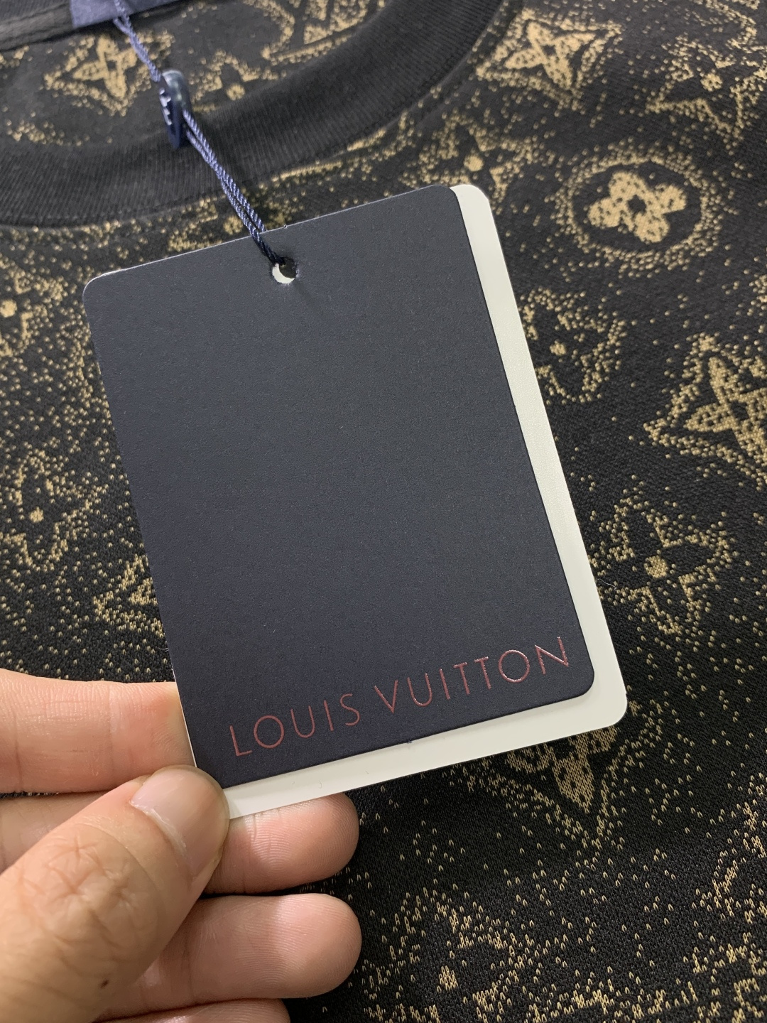 LV 2026SS夏季新款280克高密度短袖T恤，满身提花 男女同款 采用进口定制定染面料上身舒适密度强