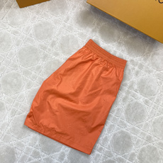 1V/路易 25SS满印超声波压花暗纹沙滩短裤整体Logo采用超声波压花 60高密平纹锦纶面料,满天星聚 1V/路易 25SS满印超声波压花暗纹沙滩短裤整体Logo采用超声波压花 60高密平纹锦纶面料,满天星聚