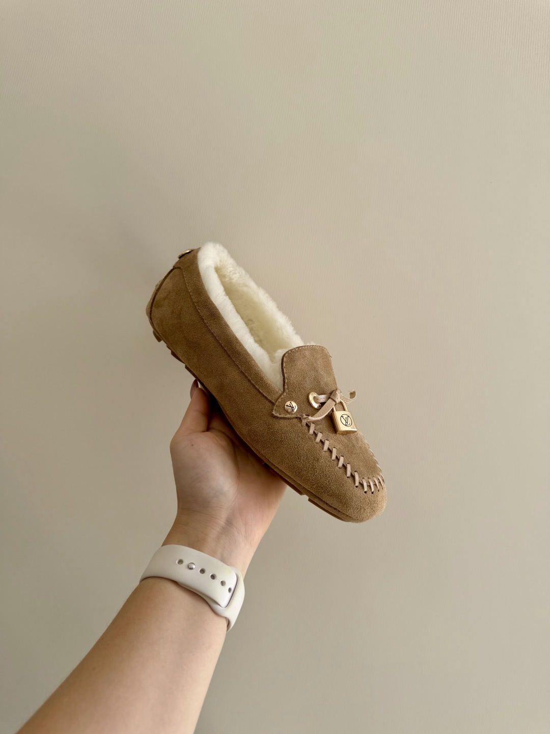 NO:647719,details,loafers furry shoes,loafers19860909细节,乐福鞋毛毛鞋,loafers,Women's Shoes