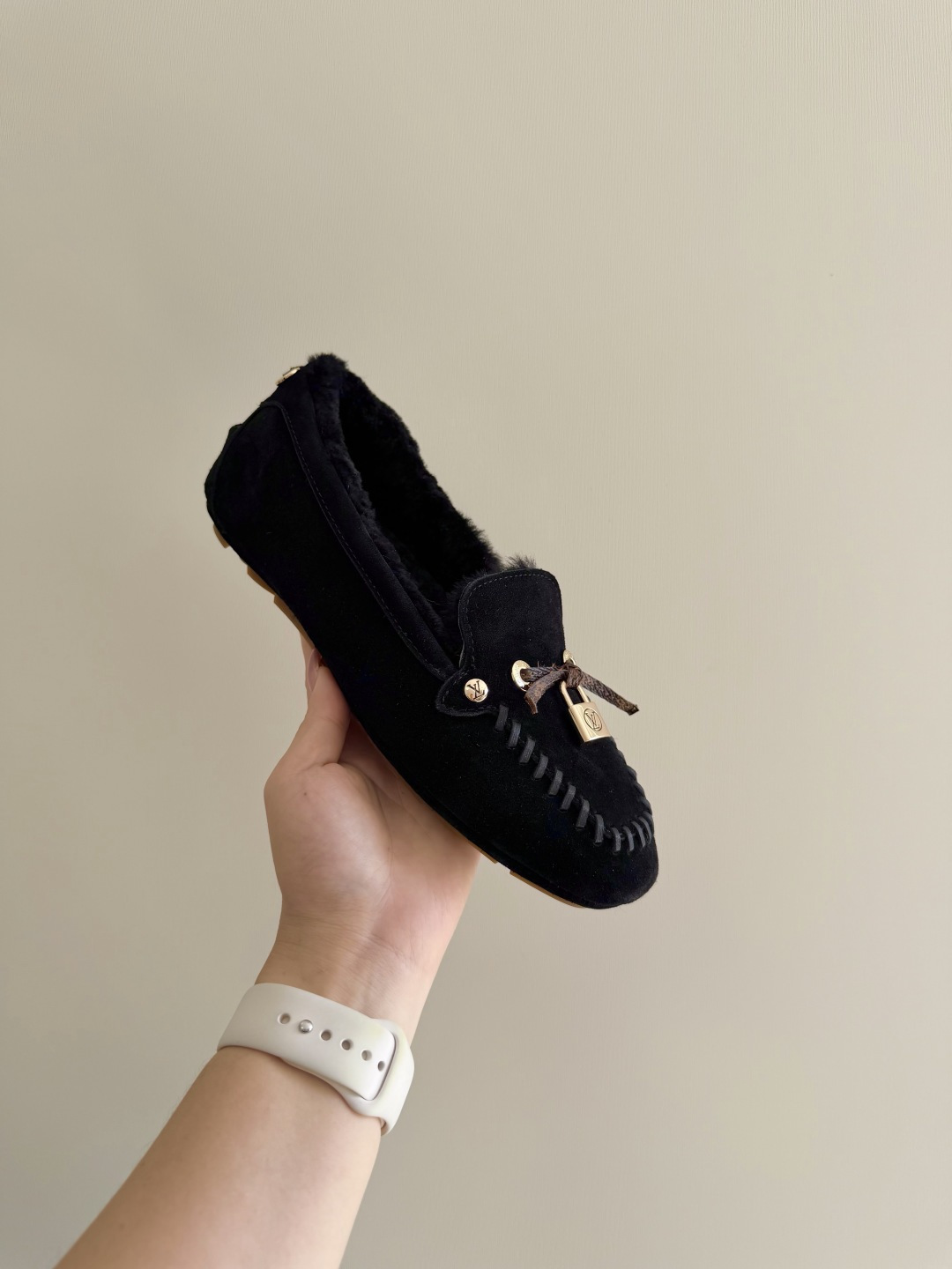 NO:647733,details,loafers furry shoes,loafers19860909细节,乐福鞋毛毛鞋,loafers,Women's Shoes