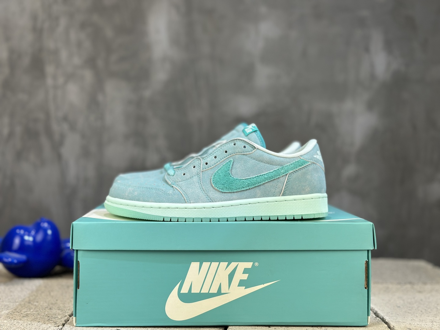 NO:341697,【Spot】High version Air Jordan 1 Low barb joint series Joe Yisou retro basketball sneakers Size36 36.5 37.5 38 38.5 39 40 40.5 41 42 42.5 43 44 44.5 45 46, sneakers series, sneakers19860909【現貨】高版本 Air Jordan 1 Low倒钩联名系列 乔一底帮复古篮球运动鞋 Size36 36.5 37.5 38 38.5 39 40 40.5 41 42 42.5 43 44 44.5 45 46,运动鞋系列,sneakers,Men's shoes