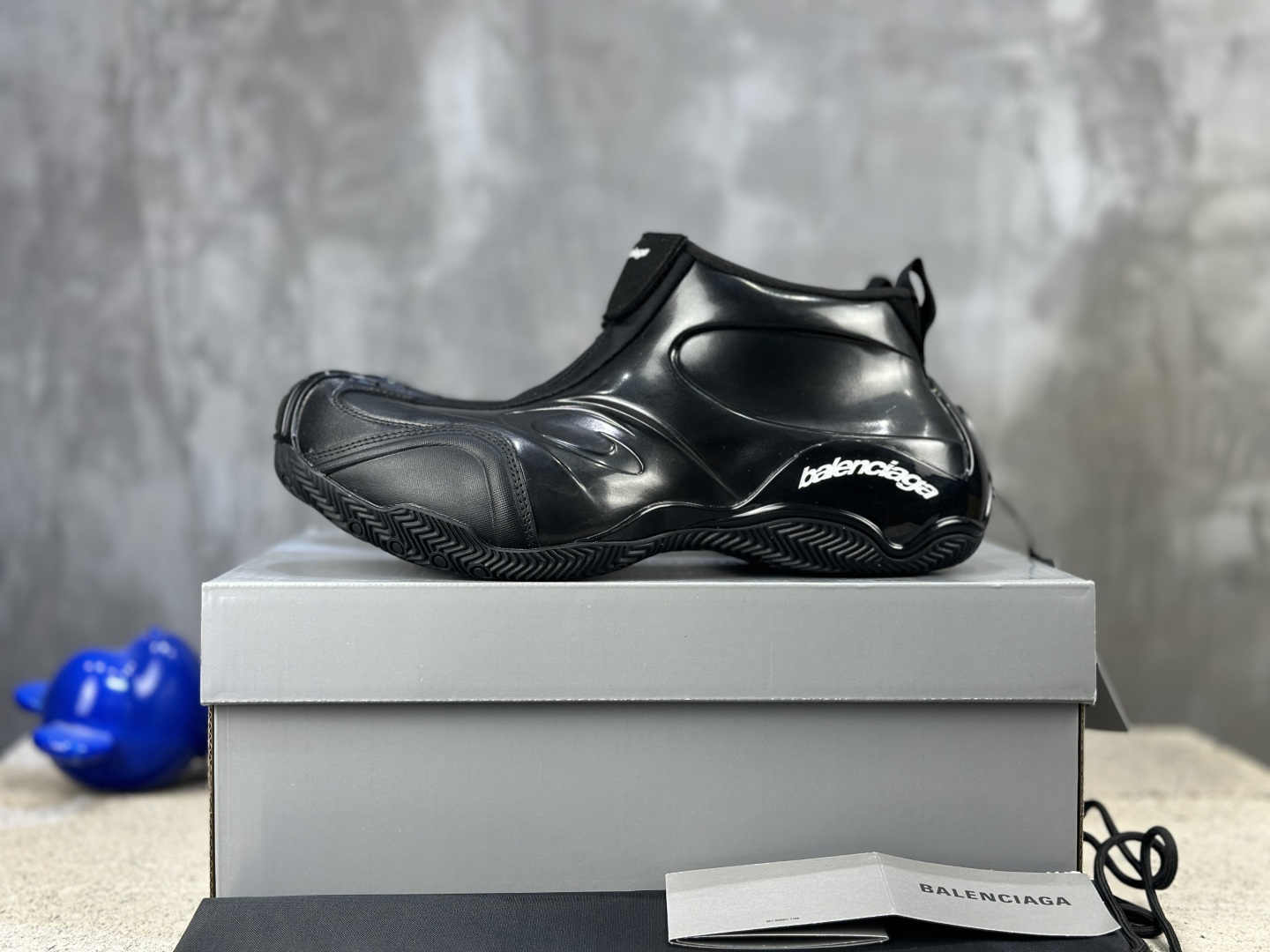 NO:604843,[Ready stock] Balenciaga basketball basketball shoes, round toe zipper, mid-cut lifestyle shoes, 19th generation, men's models 39-45,,balenciaga,balenciaga19860909【現貨】Balenciaga巴黎世家 basketball 篮球鞋 圆头拉链 中帮 生活休闲鞋 19代 男款39-45,,balenciaga,balenciaga,Men's shoes