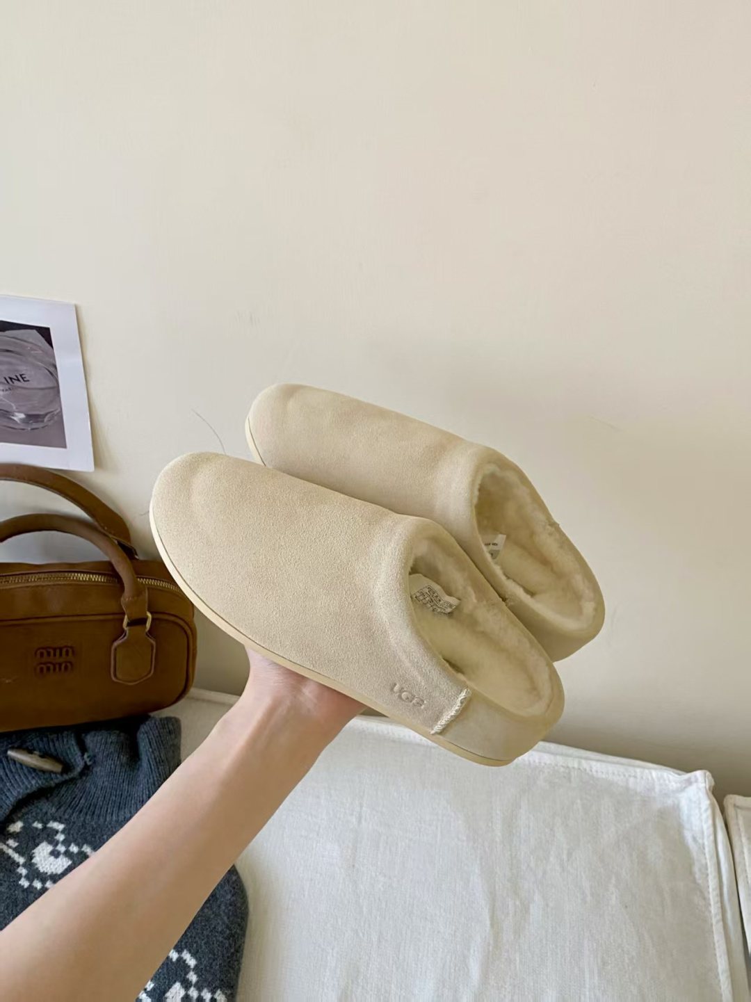 UGG 2025新品小土豆，埃莱亚便鞋新生系列，半拖一脚蹬解锁松弛脚感，轻便薄底时刻轻盈时髦，随性走出全