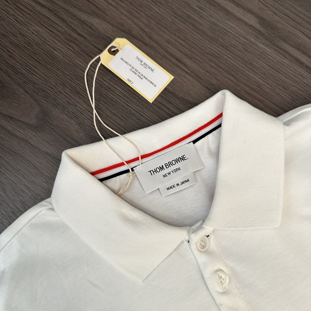 Thom Browne White Cotton Polo Shirt with Signature Stripe Detail 6 cmp i1750056691094 1494 0 4