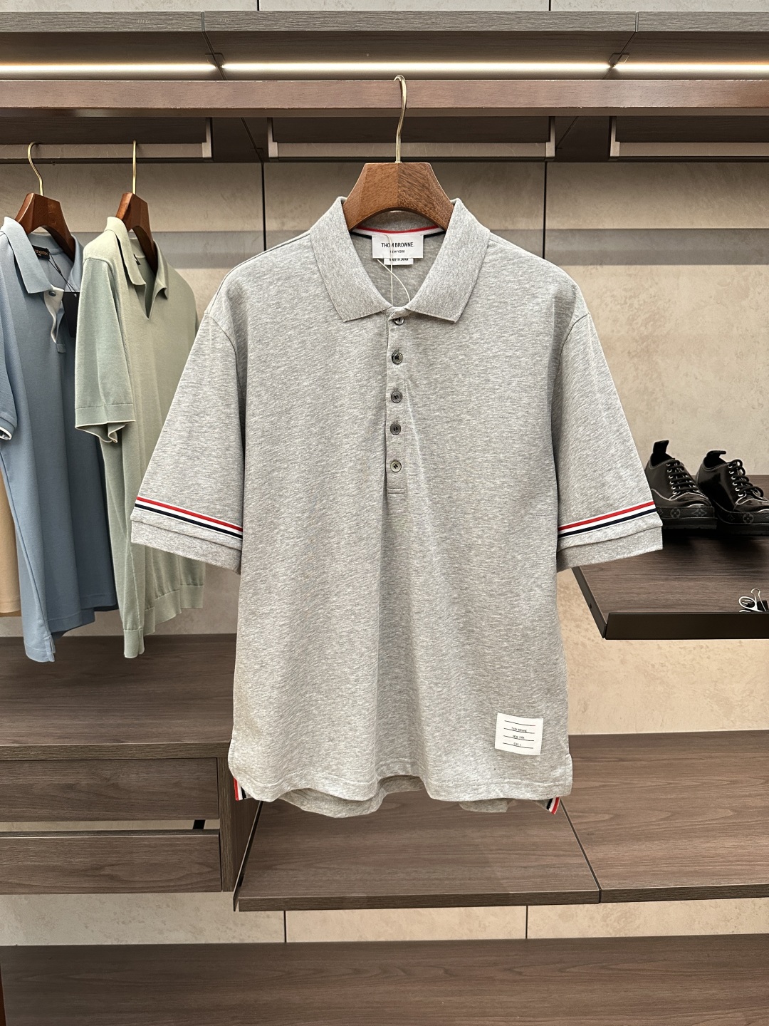 Thom Browne Grijze Polo Shirt met Korte Mouwen en Stijlvolle Strepen