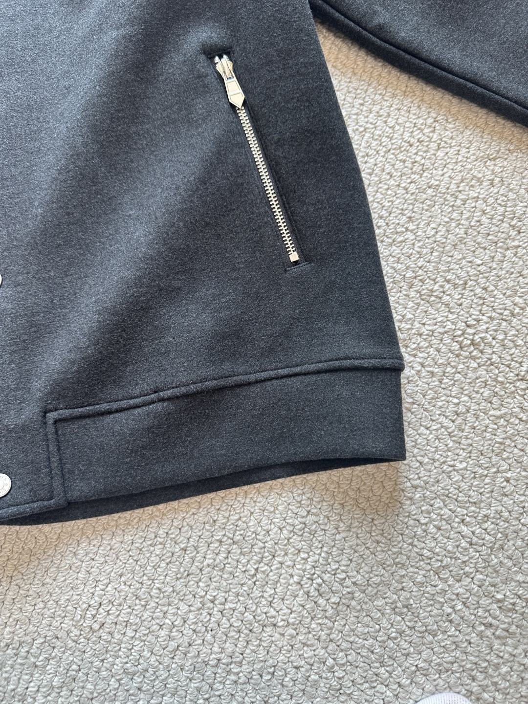 Hermès Men's Dark Gray Wool Blend Loose Fit Crewneck Sweatshirt 10 cmp i1759892962438 2061 0 1